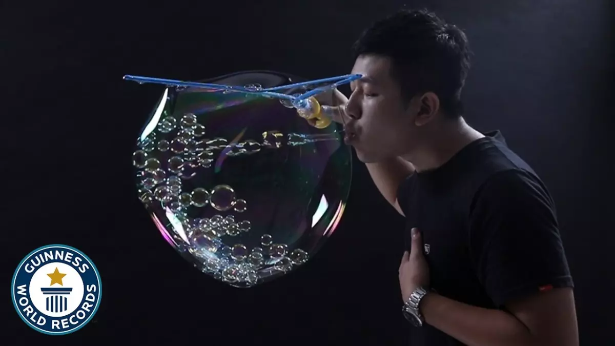 Le record Guinness incroyable des bulles de savon : une performance époustouflante !